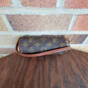 COPY - Louis Vuitton Papillon Pochette Handbag